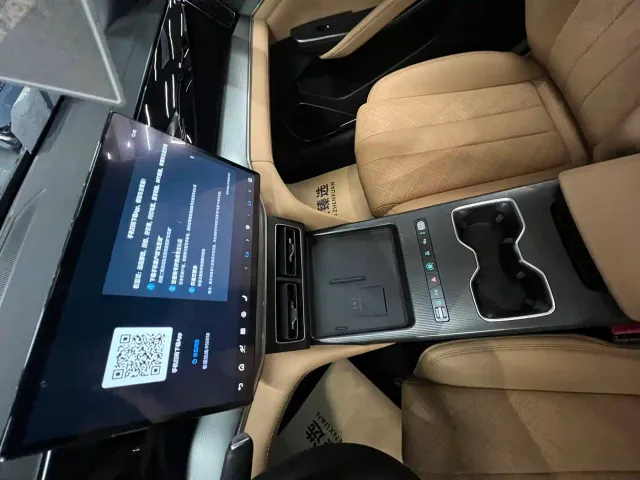 BYD Song L DM-i — Фото автомобиля 16