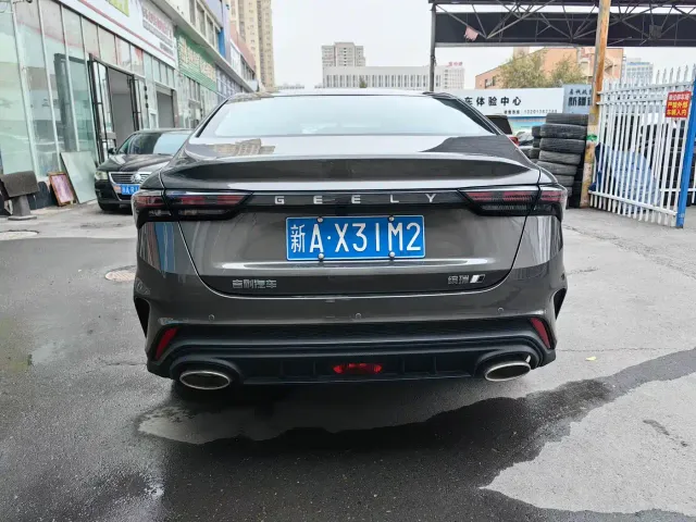 Geely Binrui — Фото автомобиля 9
