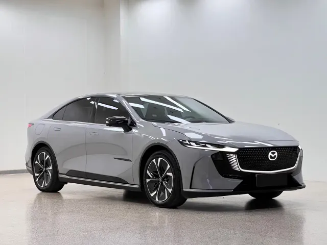 Mazda EZ-6 — Фото автомобиля 3