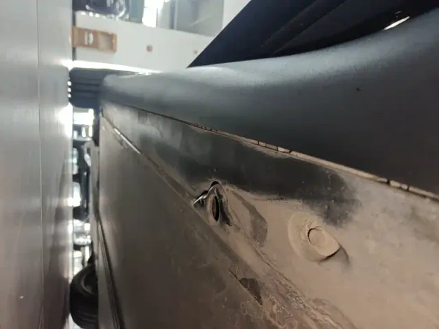 Tesla Model Y — Фото автомобиля 21