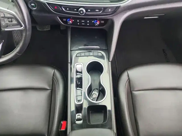 Buick Regal — Фото автомобиля 16