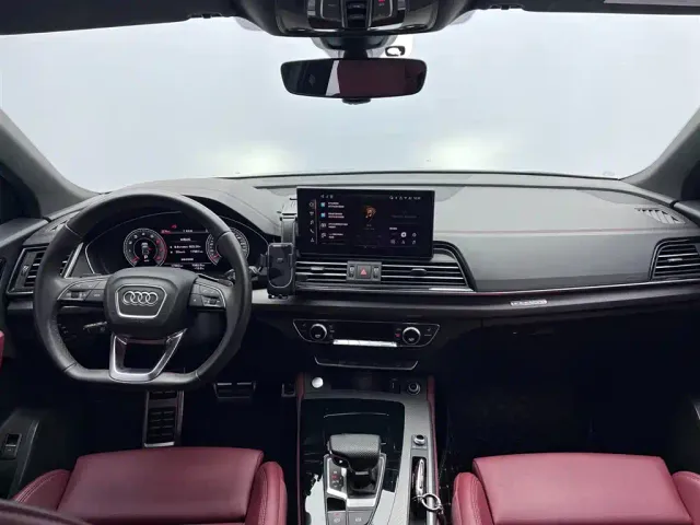 Audi Q5L — Фото автомобиля 11