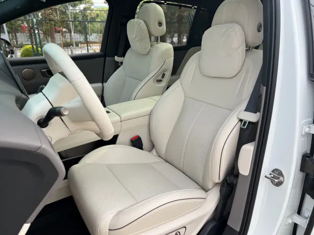 Li Auto i6 — Фото автомобиля 15
