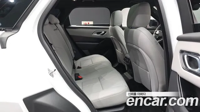 Land Rover Range Rover Velar Range Rover Velar 2.0 P250 Dynamic SE — Фото автомобиля 11