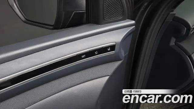 Hyundai Tucson Tucson (NX4) Бензин 1.6 турбо 2WD — Фото автомобиля 23