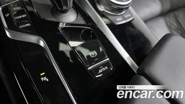 BMW 5-Series — Фото автомобиля 17