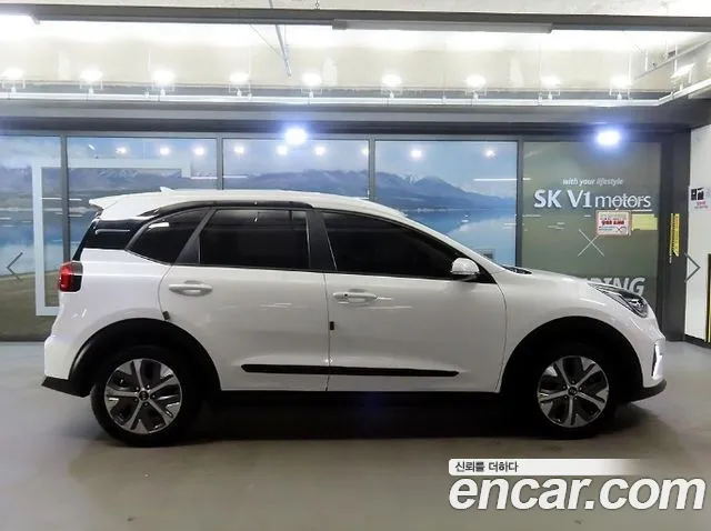 Kia Niro Niro Plus Earth — Фото автомобиля 3