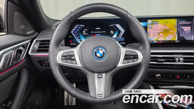 BMW i4 — Фото автомобиля 27