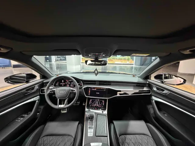 Audi A6L — Фото автомобиля 18