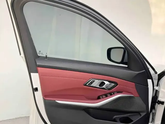 BMW 3 Series — Фото автомобиля 21