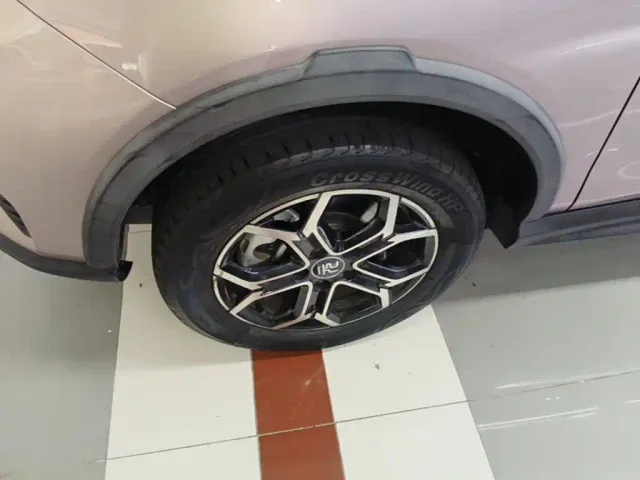 BYD Yuan Pro — Фото автомобиля 22