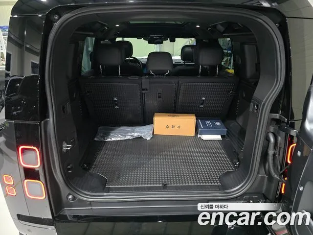 Land Rover Defender L663 — Фото автомобиля 14