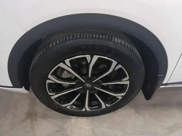 Changan Qiyuan Q05 — Фото автомобиля 22