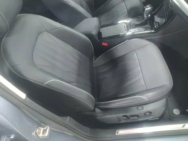 Volkswagen Passat — Фото автомобиля 22