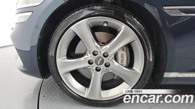 Genesis G80 Бензин 2.5 турбо 2WD — Фото автомобиля 5