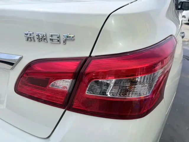 Nissan Sylphy — Фото автомобиля 19