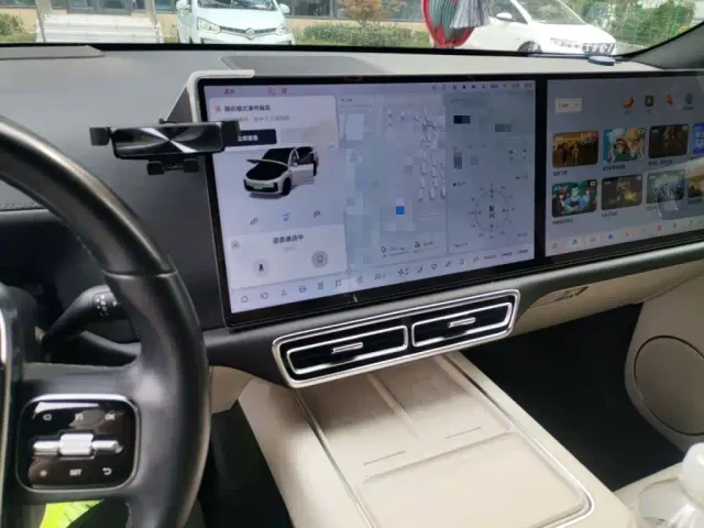 Li Auto L7 — Фото автомобиля 3