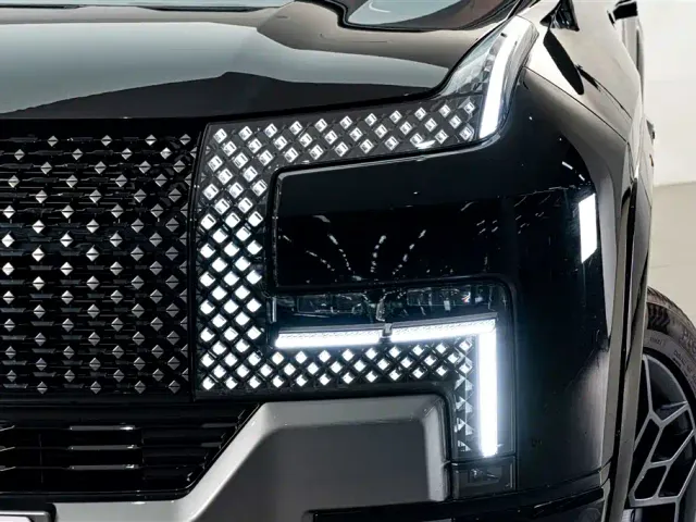 BYD U8 — Фото автомобиля 4