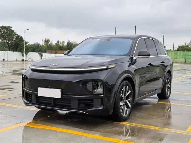 Фотография автомобиля — Li Auto L8