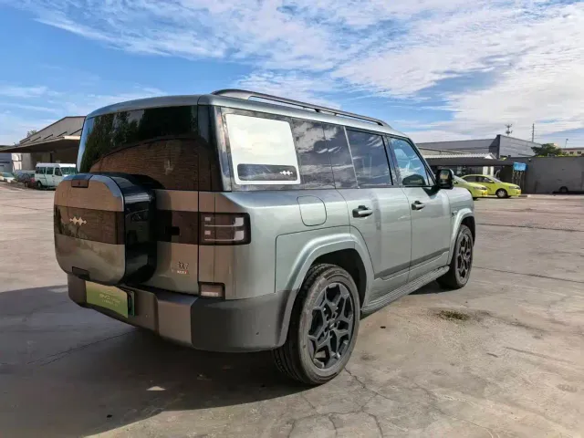 BYD FangChengBao Titanium 7 — Фото автомобиля 8