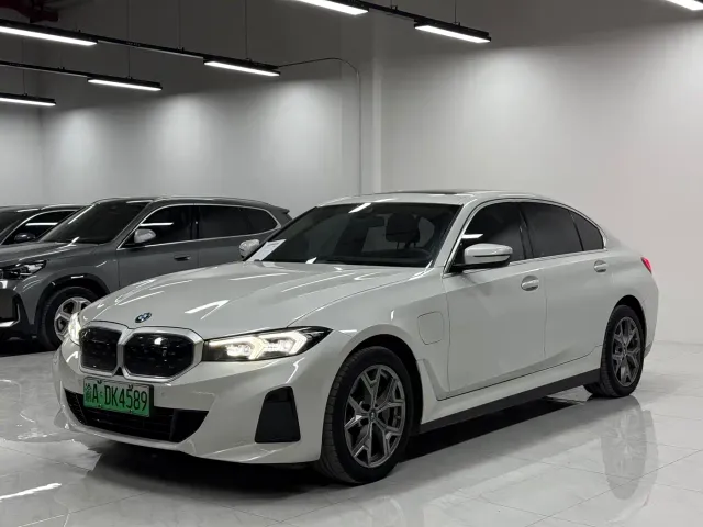 BMW i3 — Фото автомобиля 16