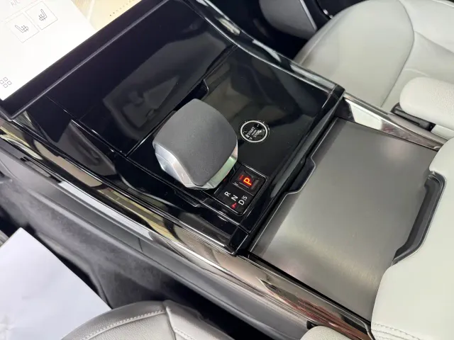 Land Rover Range Rover Sport — Фото автомобиля 20