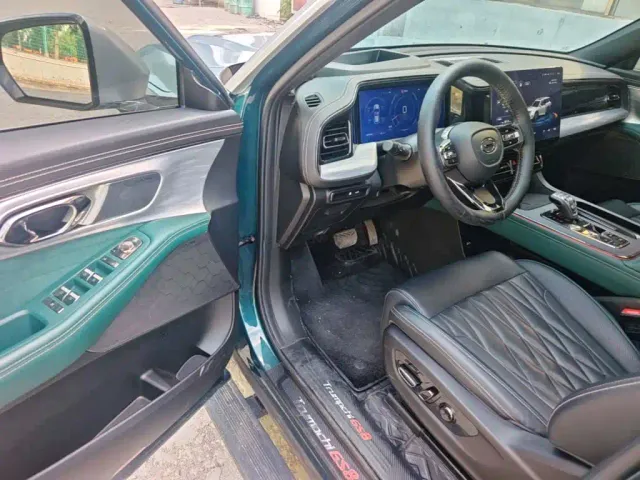GAC Trumpchi GS8 — Фото автомобиля 15