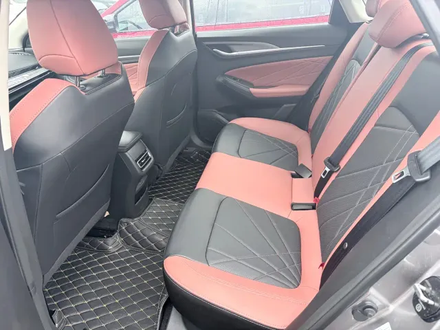 Changan Eado — Фото автомобиля 11