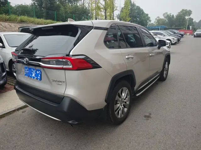 Toyota Wildlander — Фото автомобиля 3