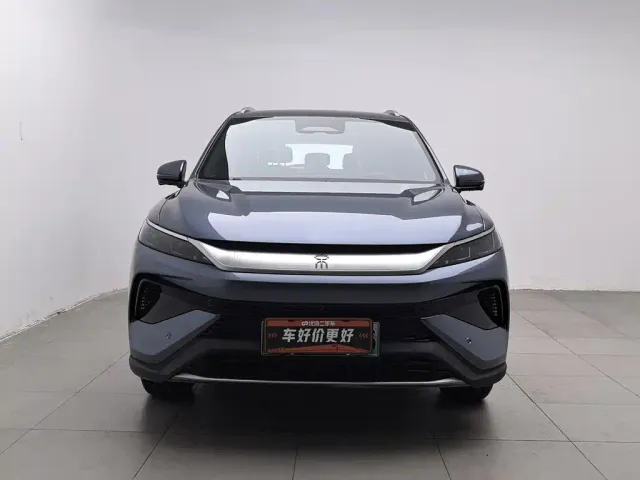 BYD Song Pro — Фото автомобиля 3