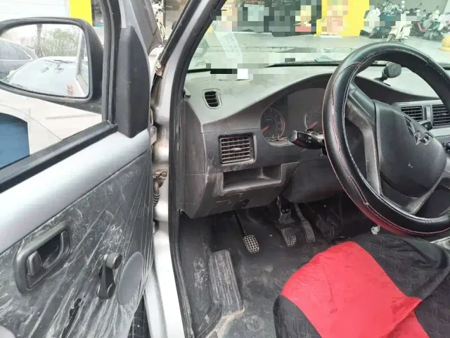 Wuling Rongguang — Фото автомобиля 13