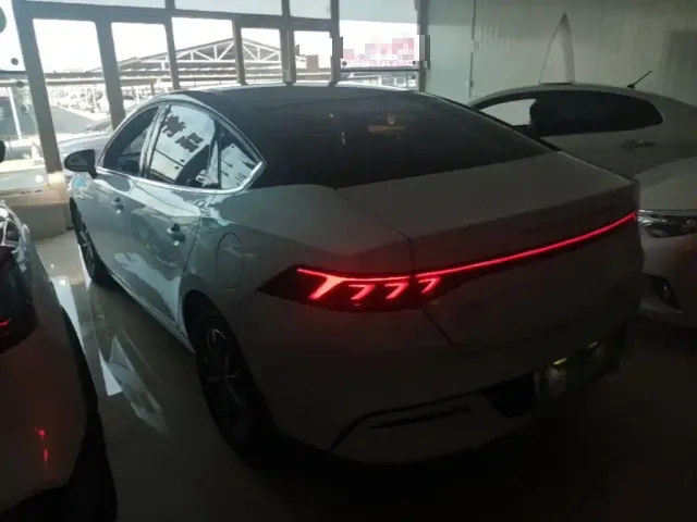 BYD Qin PLUS — Фото автомобиля 4