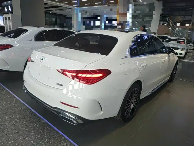 Mercedes-Benz C-Class — Фото автомобиля 6