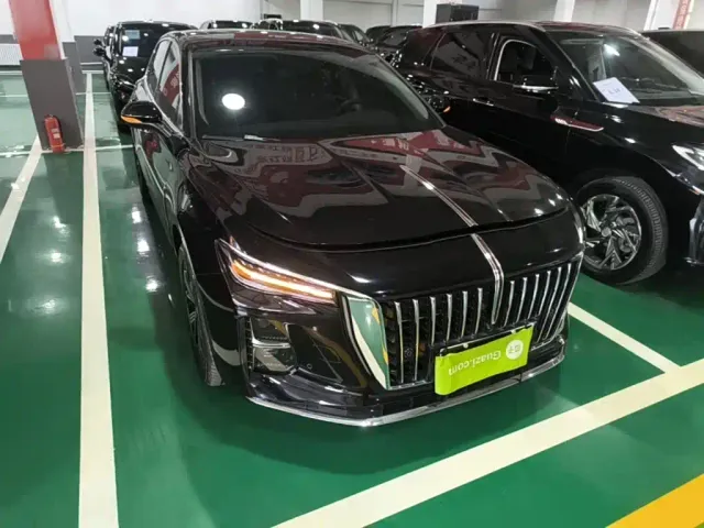 Hongqi H5 PHEV — Фото автомобиля 3