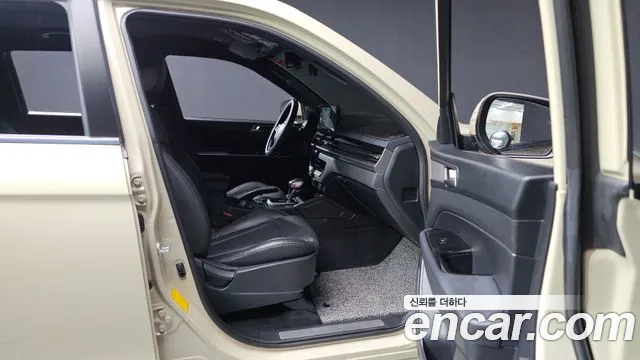 KG_Mobility_Ssangyong Rexton Новый Rexton Sport Khan Дизель 2.2 4WD — Фото автомобиля 17
