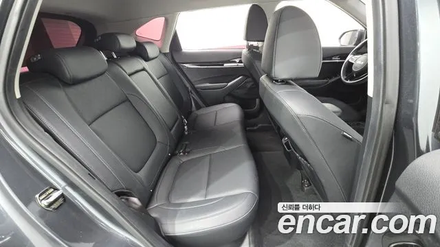 Kia Seltos — Фото автомобиля 12