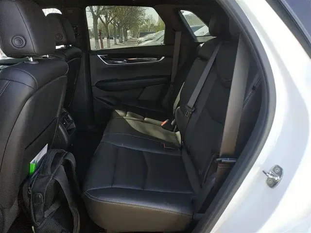 Cadillac XT5 — Фото автомобиля 16