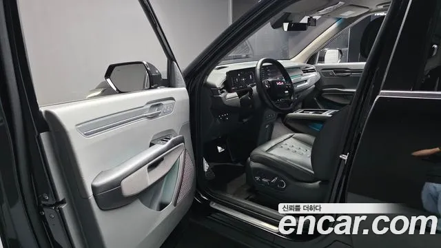 Kia EV9 — Фото автомобиля 8