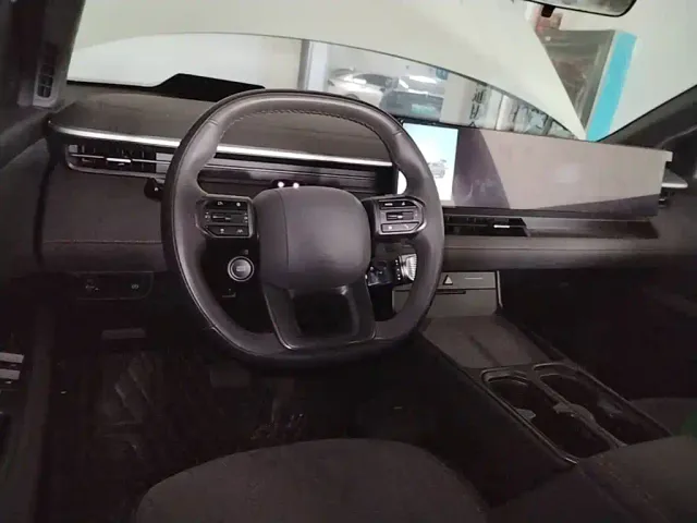 Hyundai ELEXIO — Фото автомобиля 9