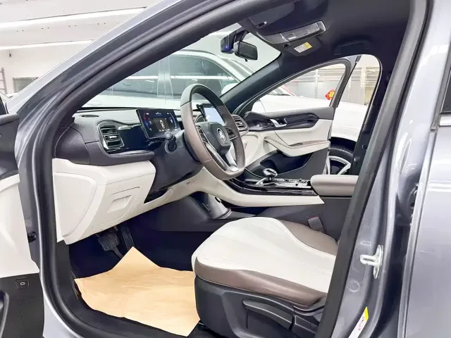 BYD Qin PLUS — Фото автомобиля 7