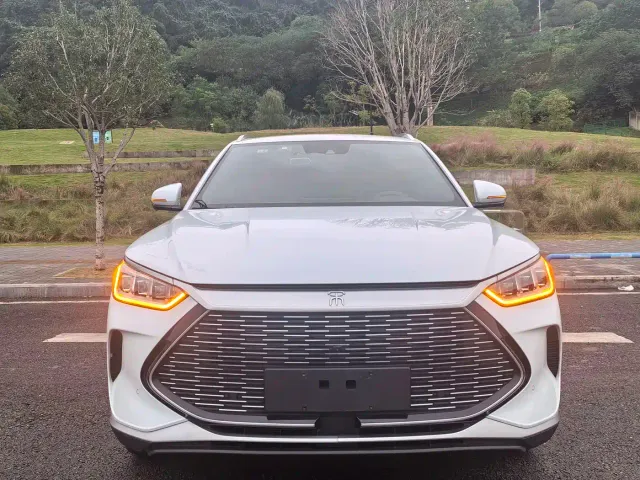 BYD Song PLUS — Фото автомобиля 2