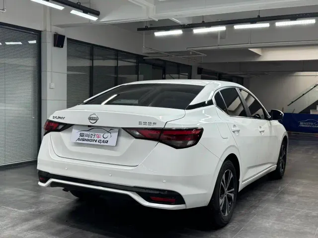 Nissan Sylphy — Фото автомобиля 7