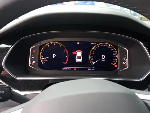 Volkswagen Passat — Фото автомобиля 14
