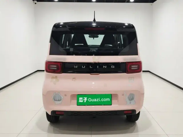 Wuling Hongguang Mini EV — Фото автомобиля 3