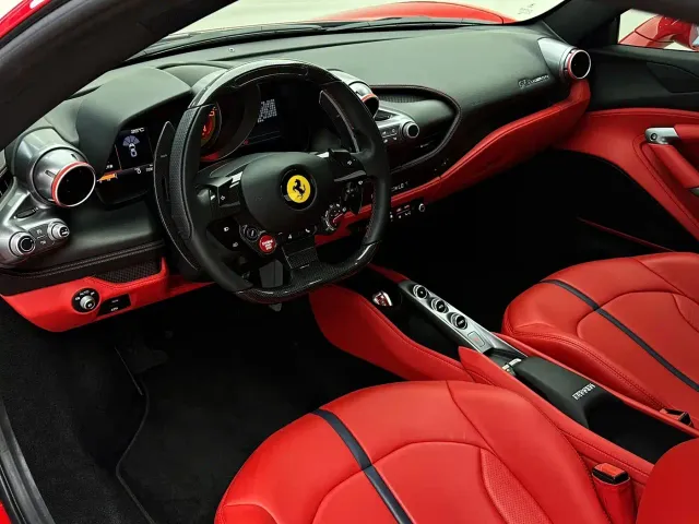 Ferrari F8 — Фото автомобиля 21