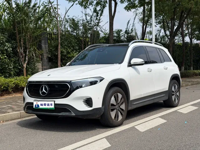Фотография автомобиля — Mercedes-Benz EQB
