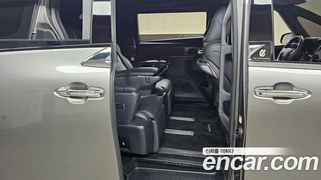 Toyota Alphard 4th Gen — Фото автомобиля 17