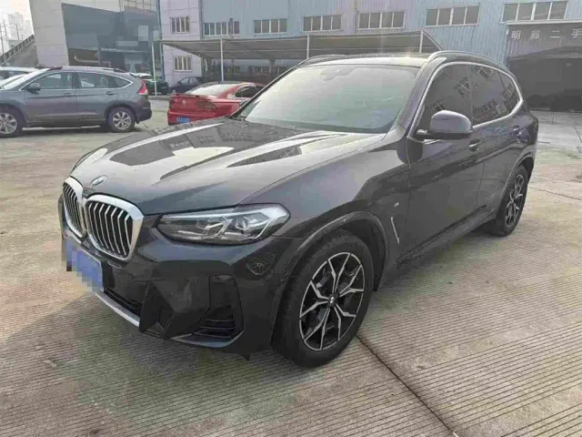 Фотография автомобиля — BMW X3