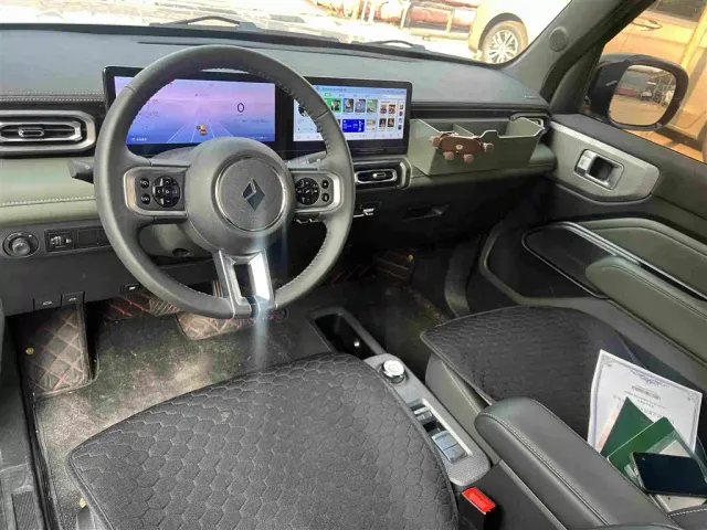 Baojun Yep — Фото автомобиля 9