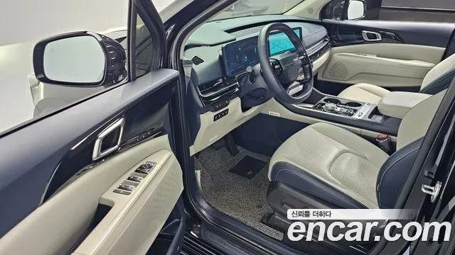 Kia Canival — Фото автомобиля 10